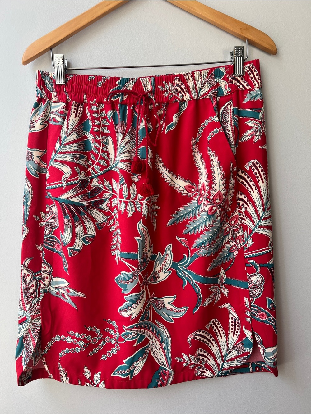 Ann Taylor Loft Skirt Womens Medium Red Floral Summer Tassel Drawstring Waist